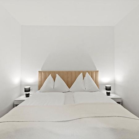 Stilvolles Zuhause Mit Terrasse Apartment บรุคอันเดอร์มัวร์ ภายนอก รูปภาพ